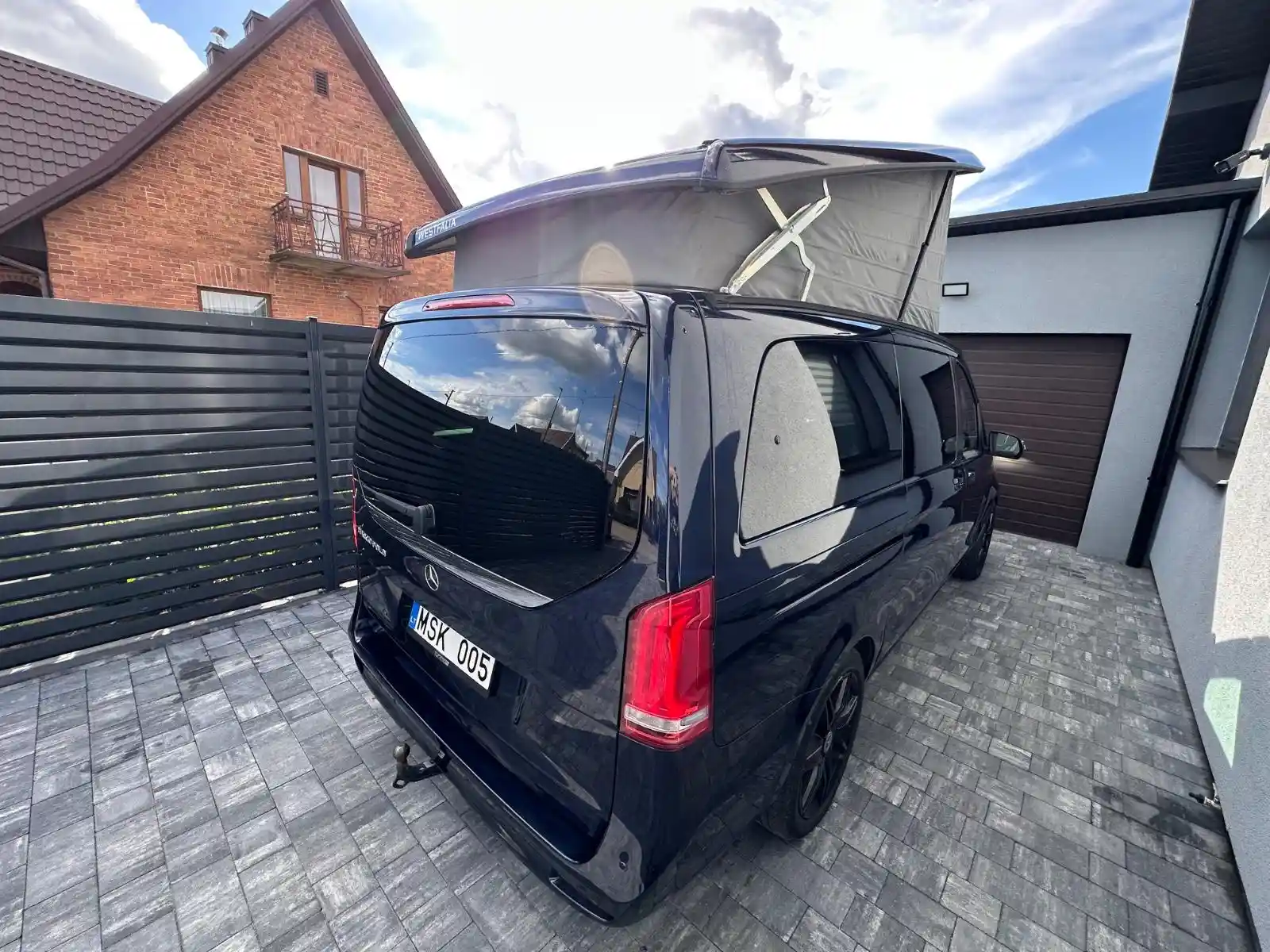 Mercedes-Benz V 200