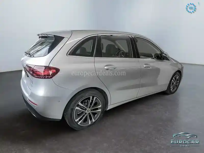 Mercedes-Benz B 220