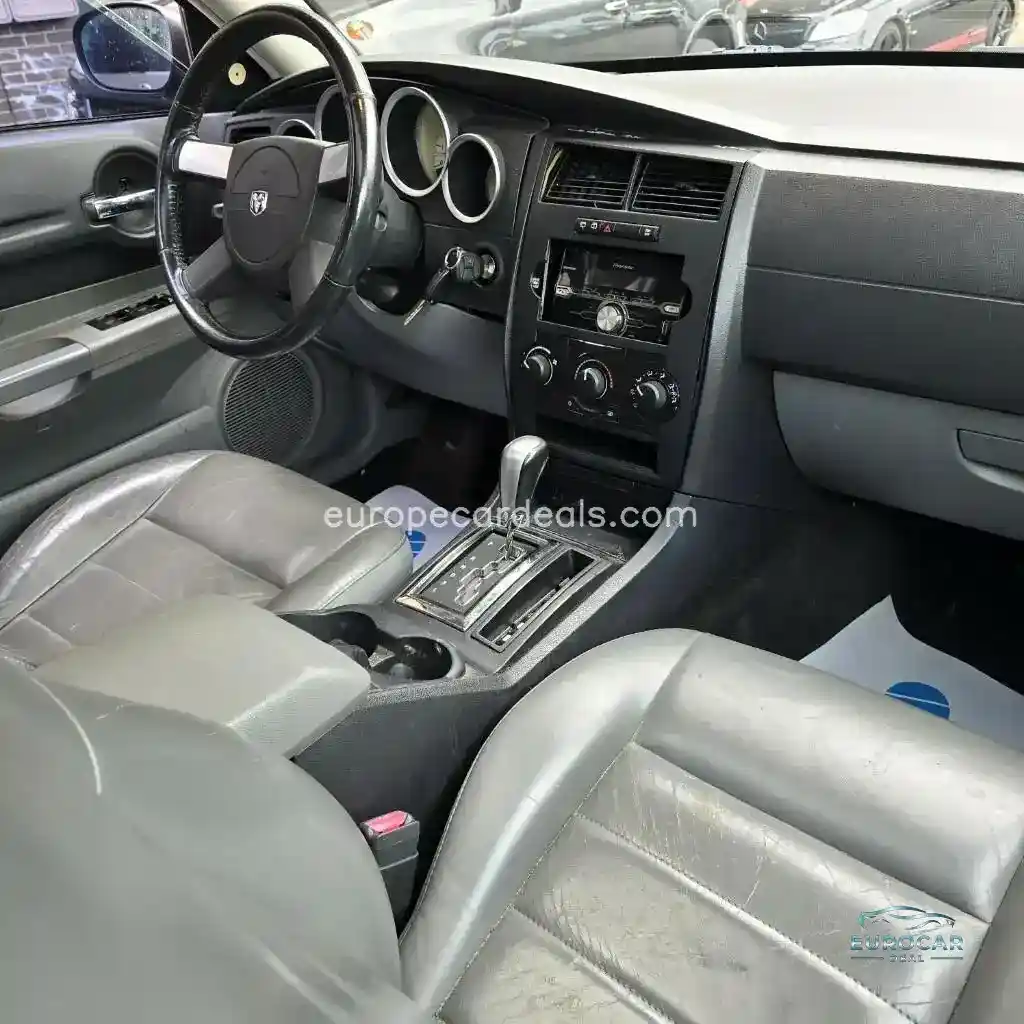 Dodge Magnum
