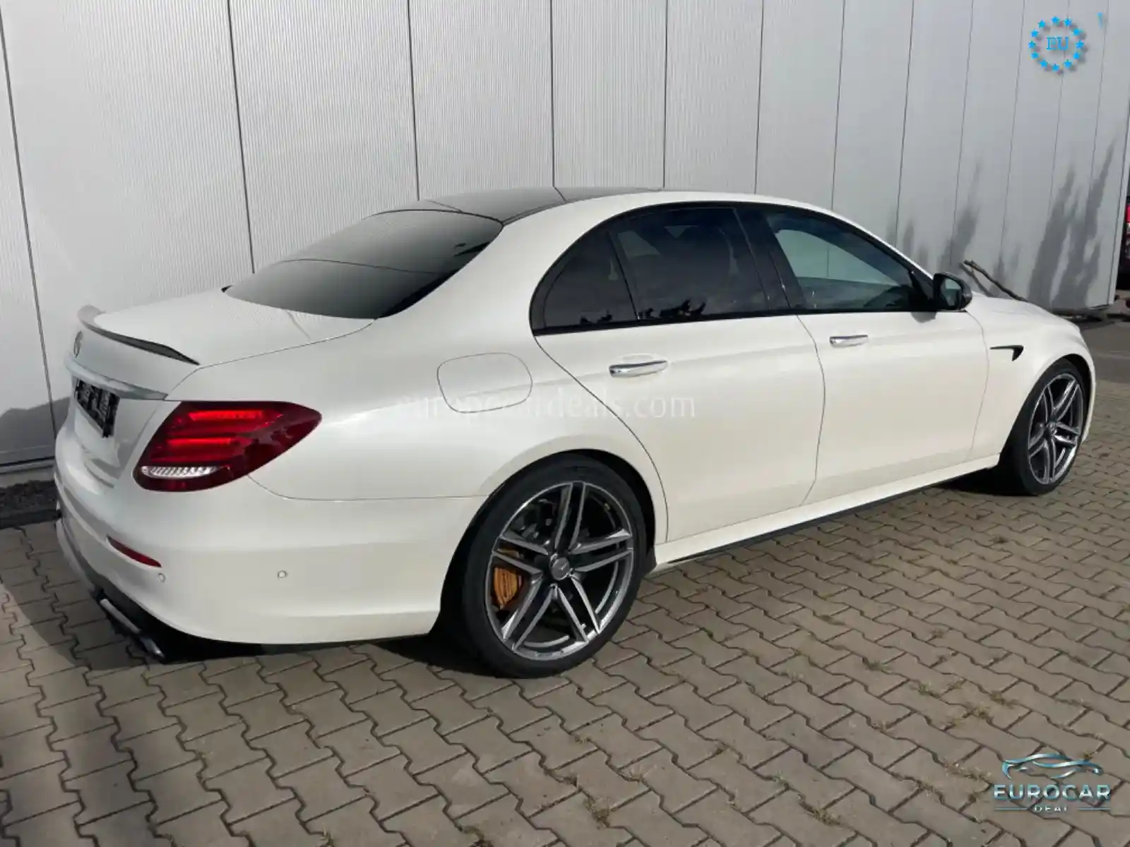Mercedes-Benz E 63 AMG