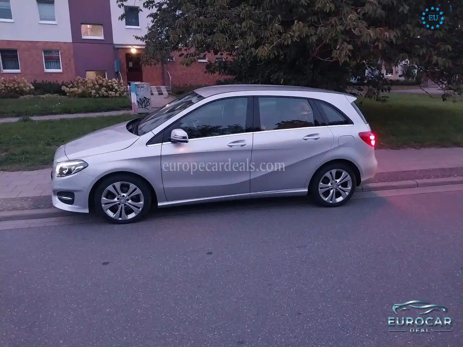 Mercedes-Benz B 200