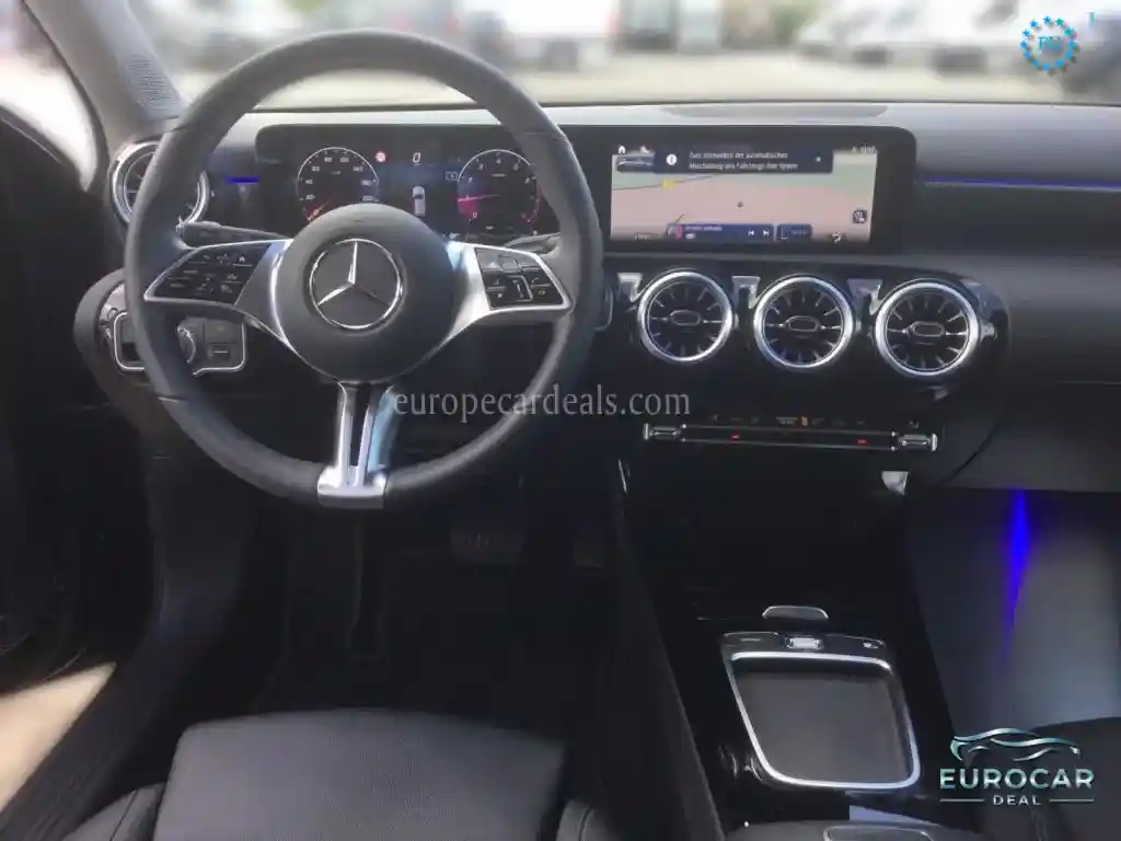 Mercedes-Benz A 220