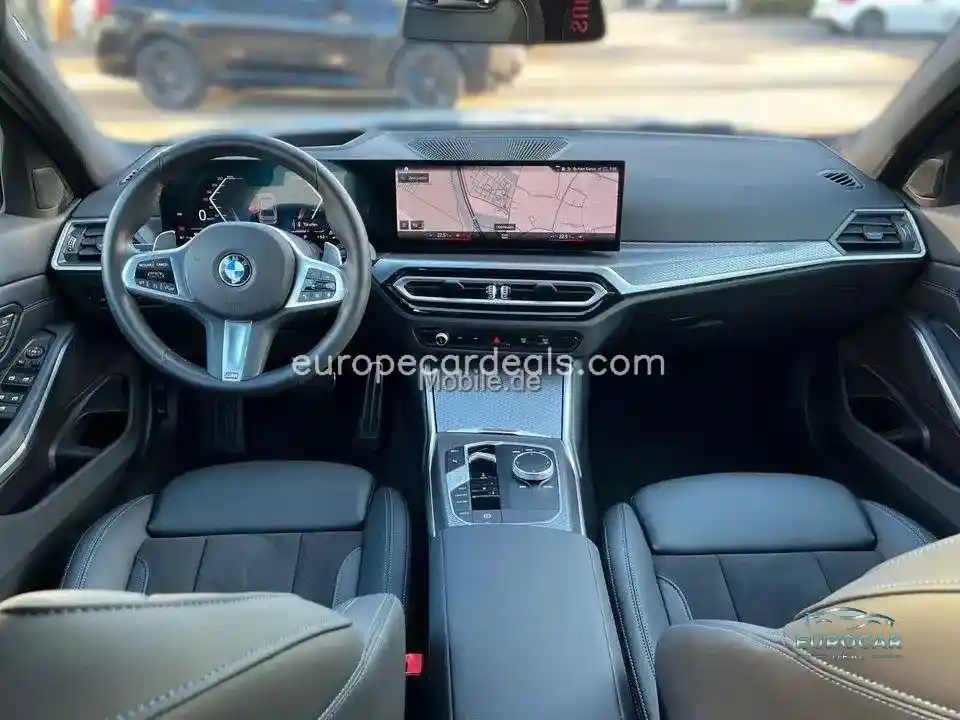 BMW 330