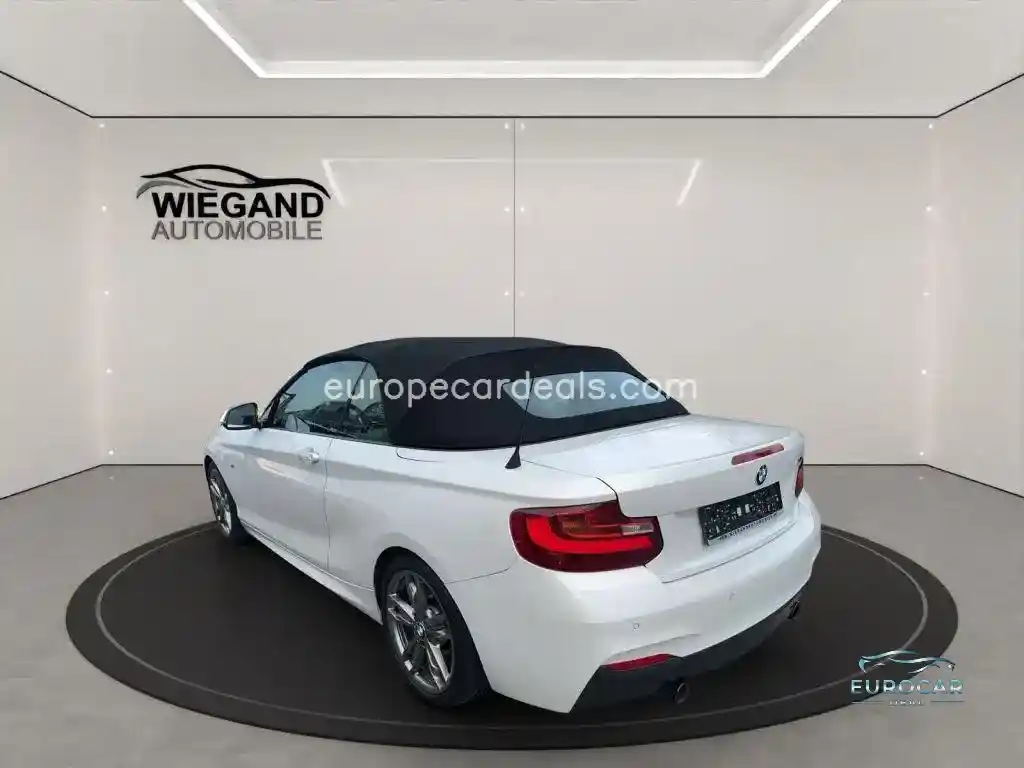 BMW M240i