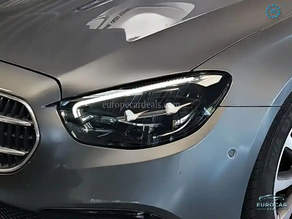 Mercedes-Benz E 200