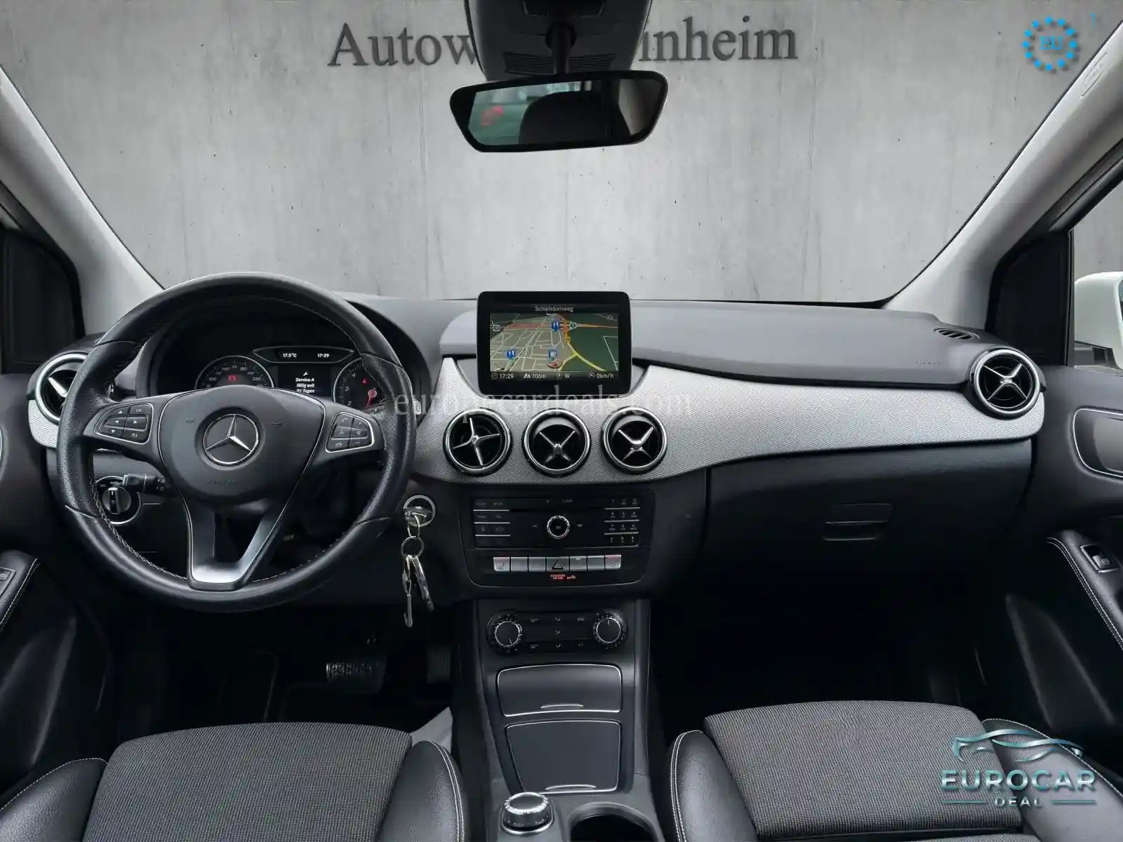 Mercedes-Benz B 200