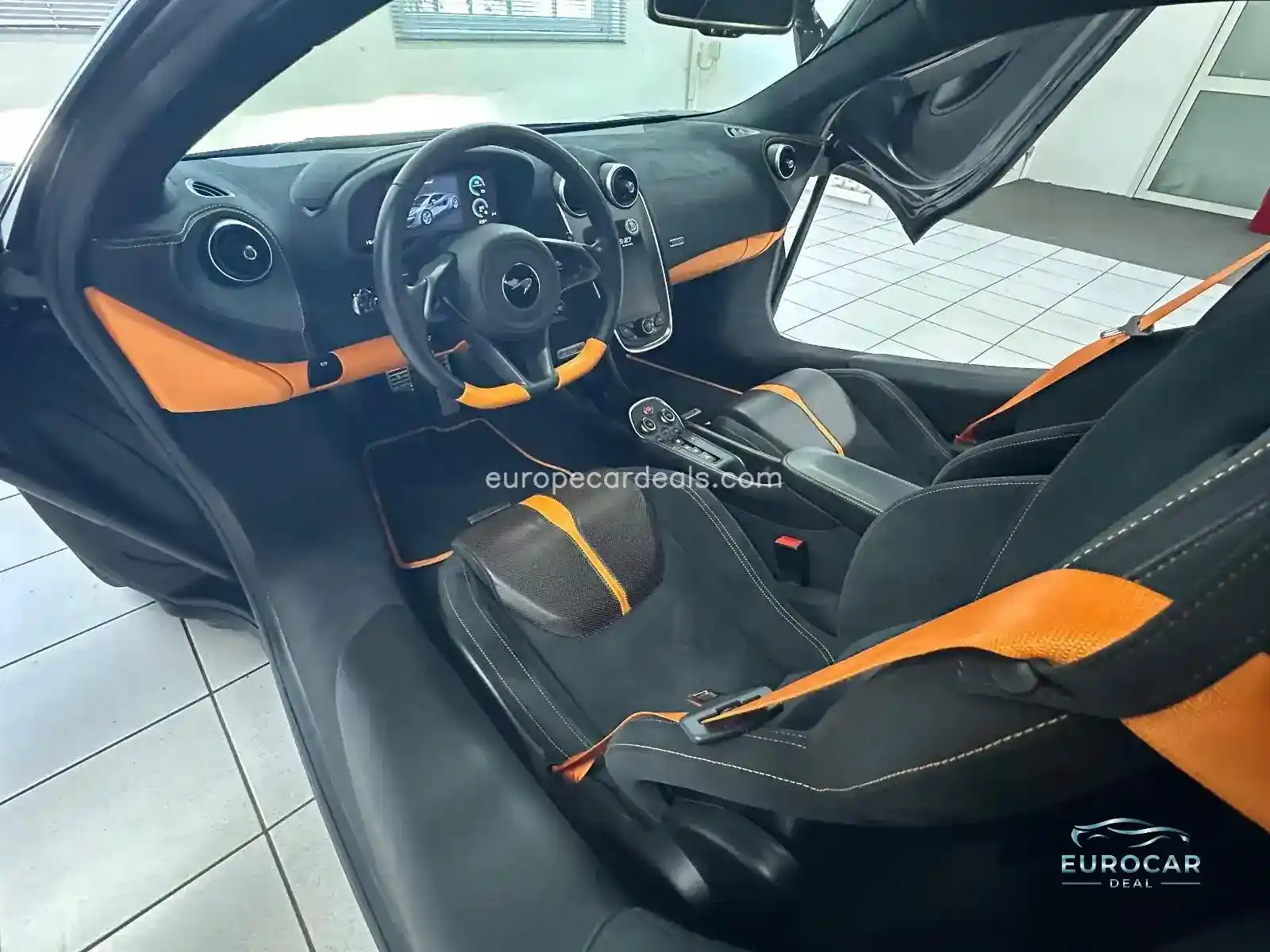 McLaren 570S