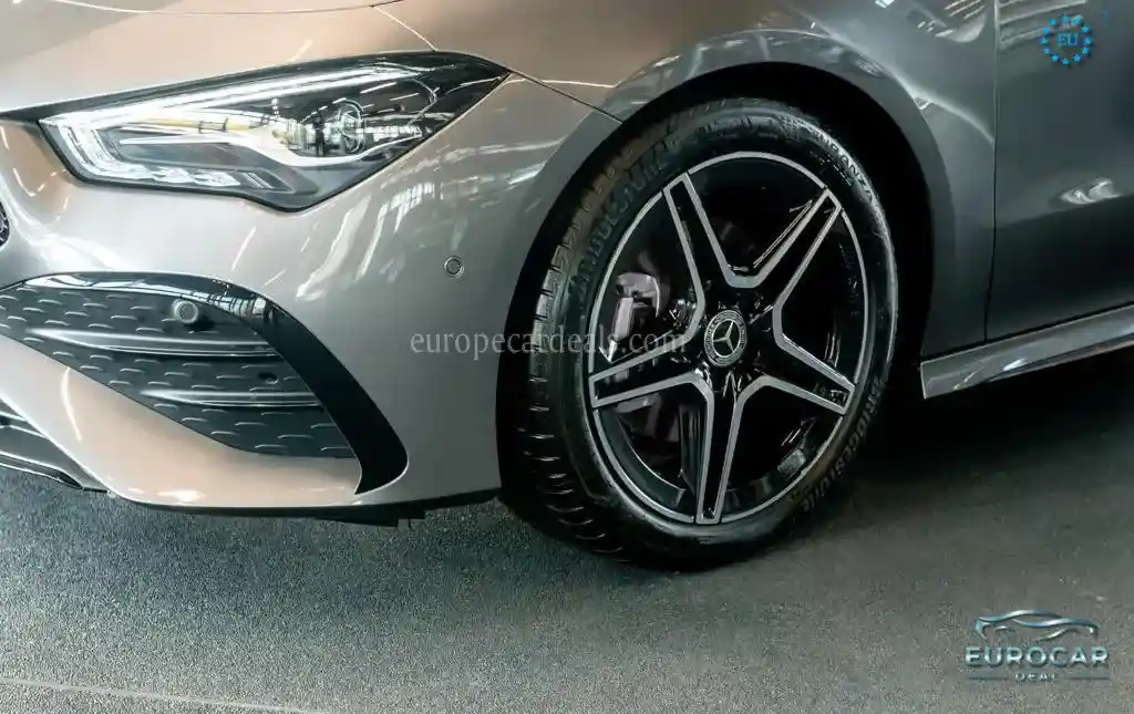 Mercedes-Benz CLA 180