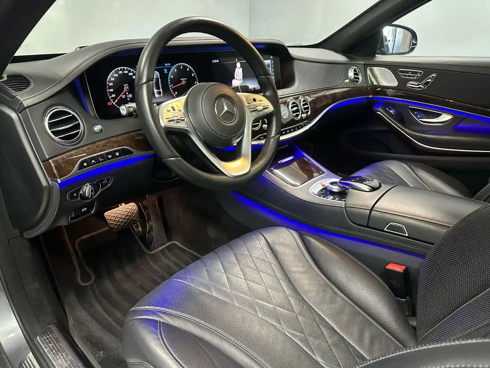 Mercedes-Benz S 600