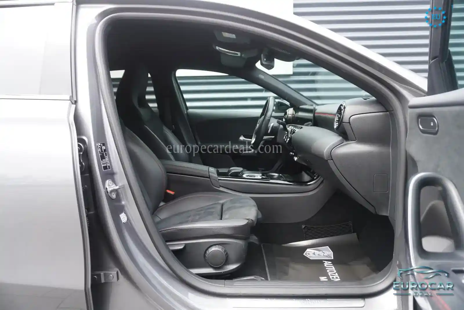 Mercedes-Benz A 220