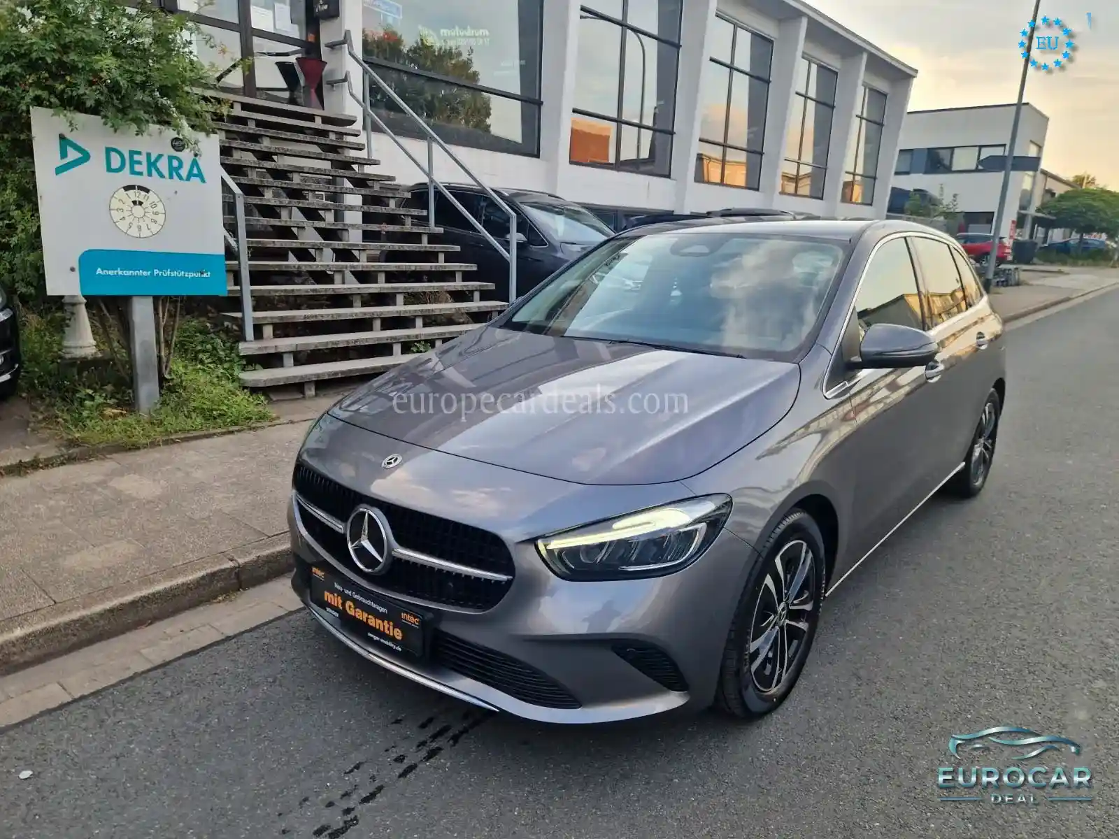 Mercedes-Benz B 220