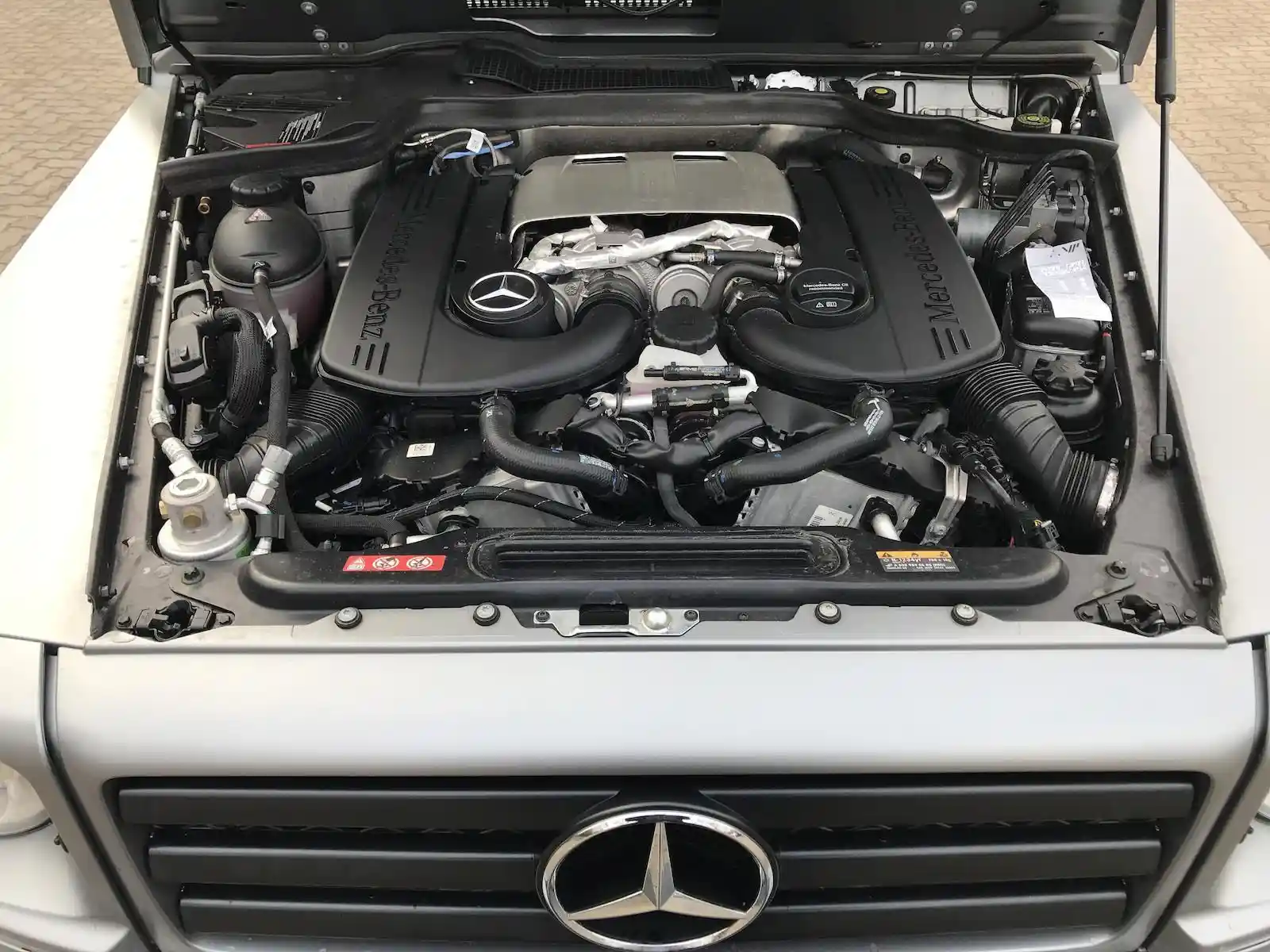 Mercedes-Benz G 500