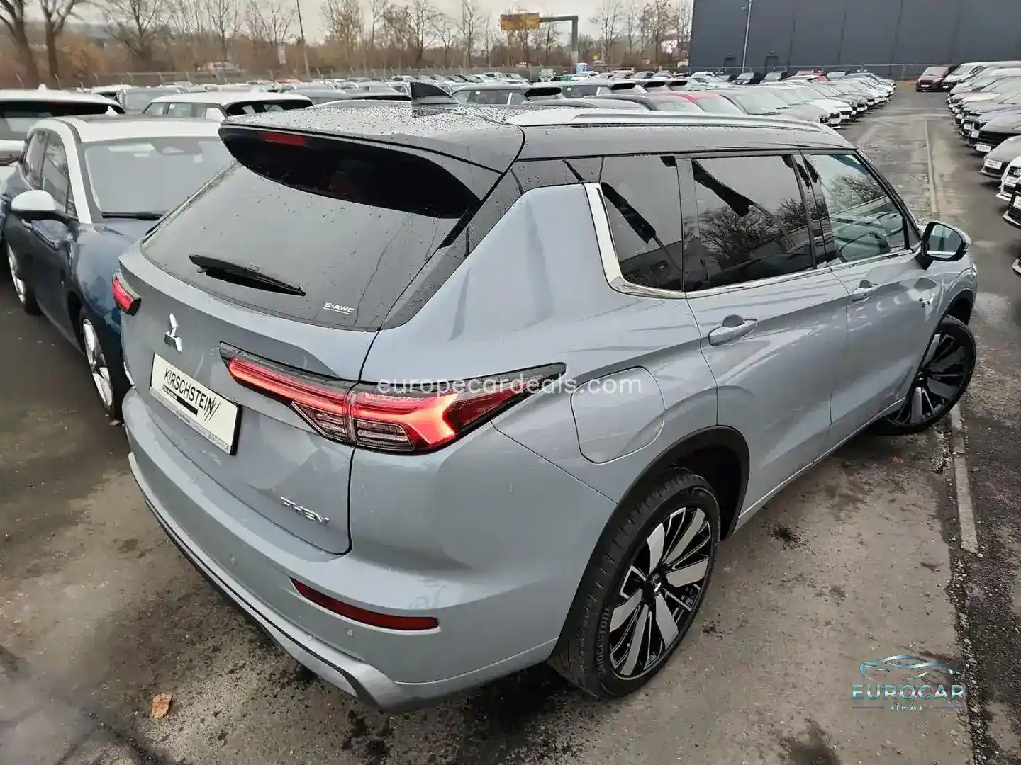 Mitsubishi Plug-in Hybrid Outlander