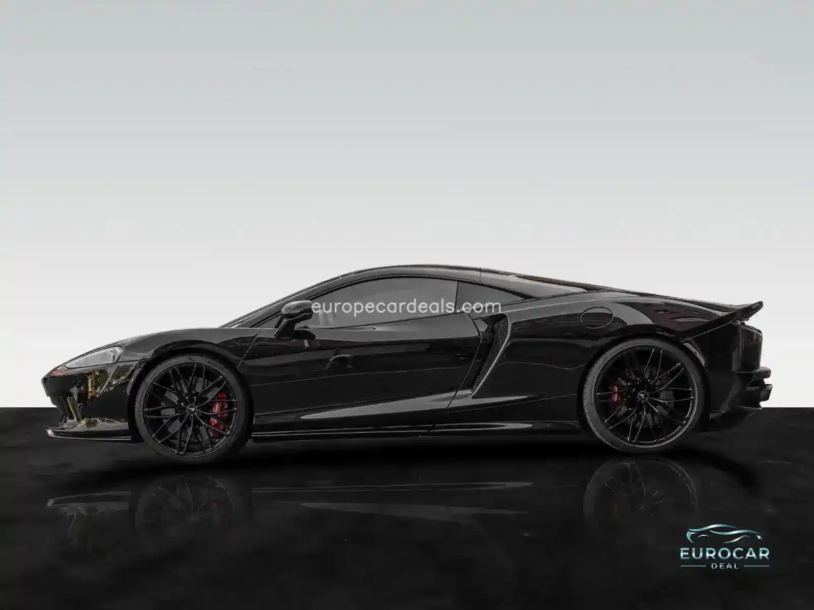 McLaren GT