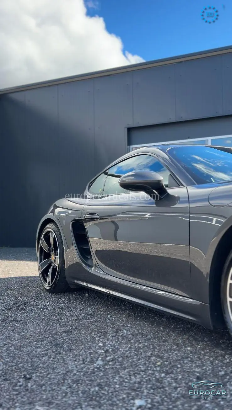 Porsche Cayman