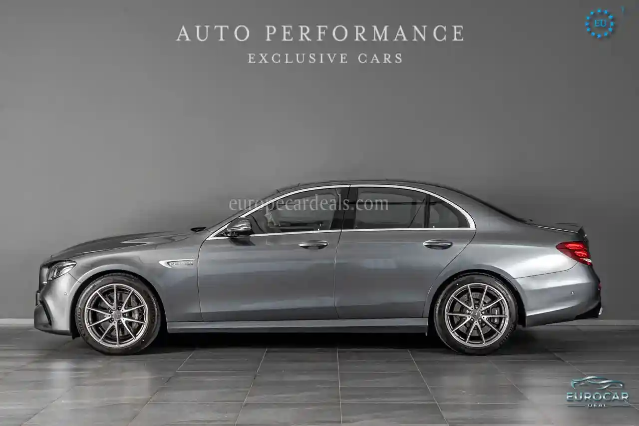Mercedes-Benz E 63 AMG