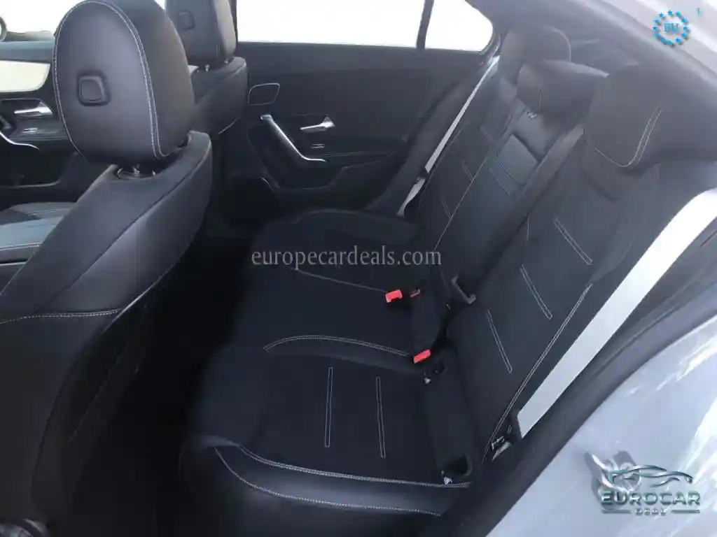 Mercedes-Benz A 220