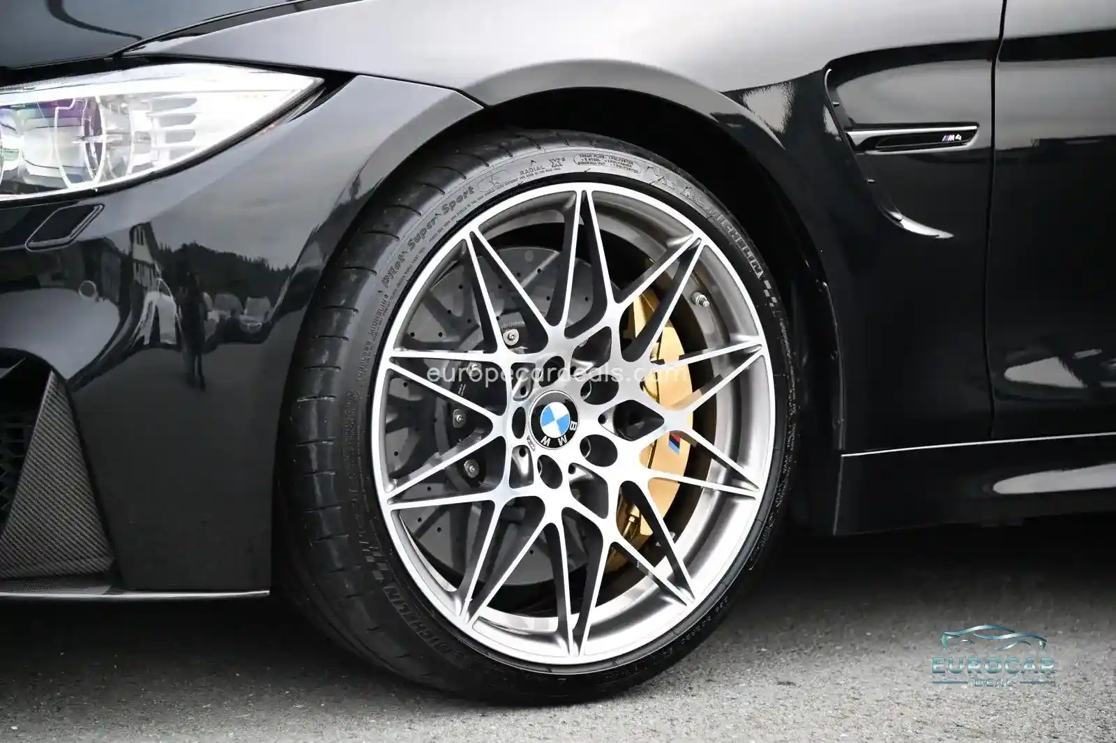 BMW M4