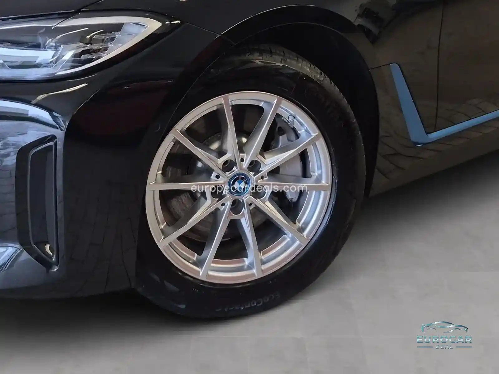 BMW i4
