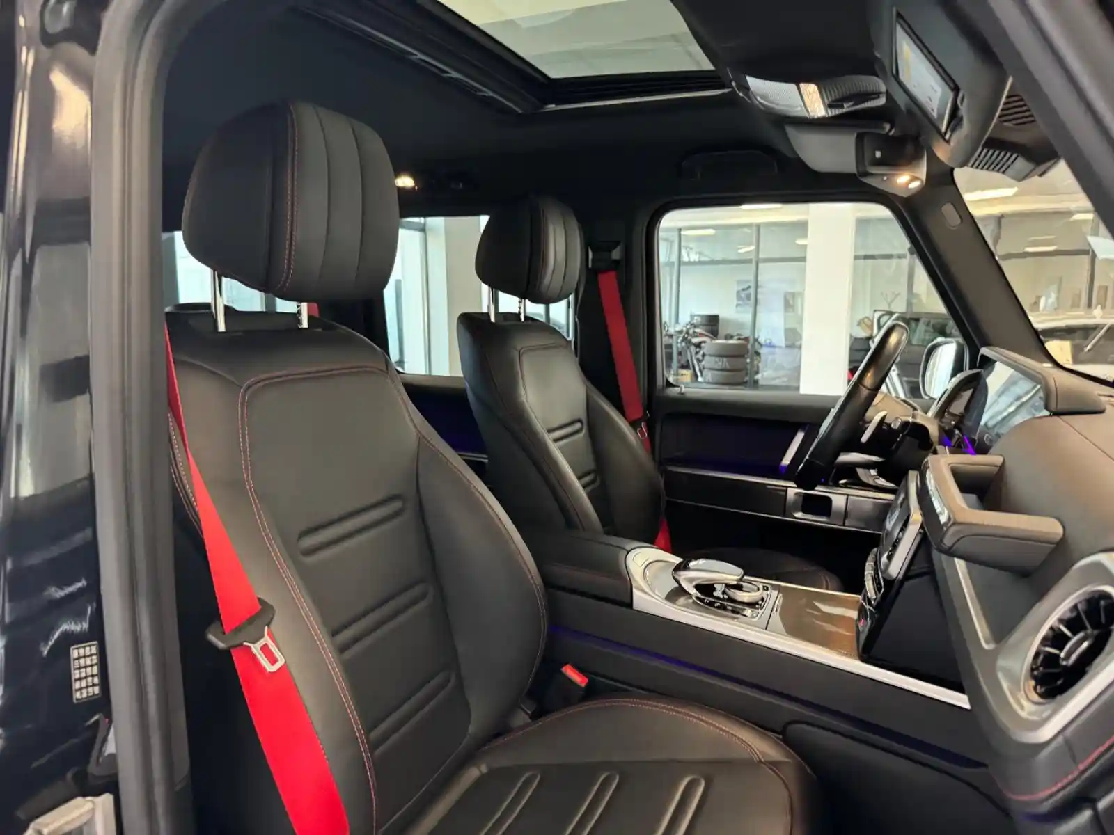 Mercedes-Benz G 500