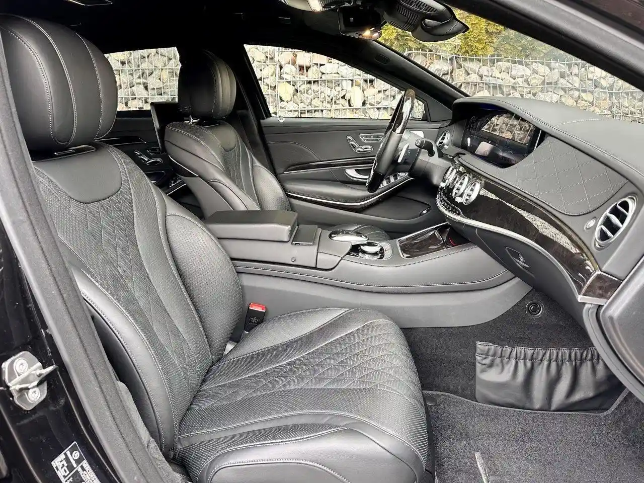 Mercedes-Benz S 600