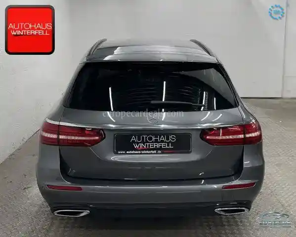 Mercedes-Benz E 400