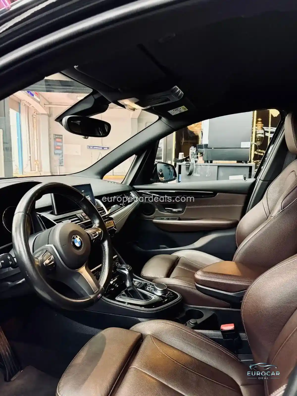 BMW 225