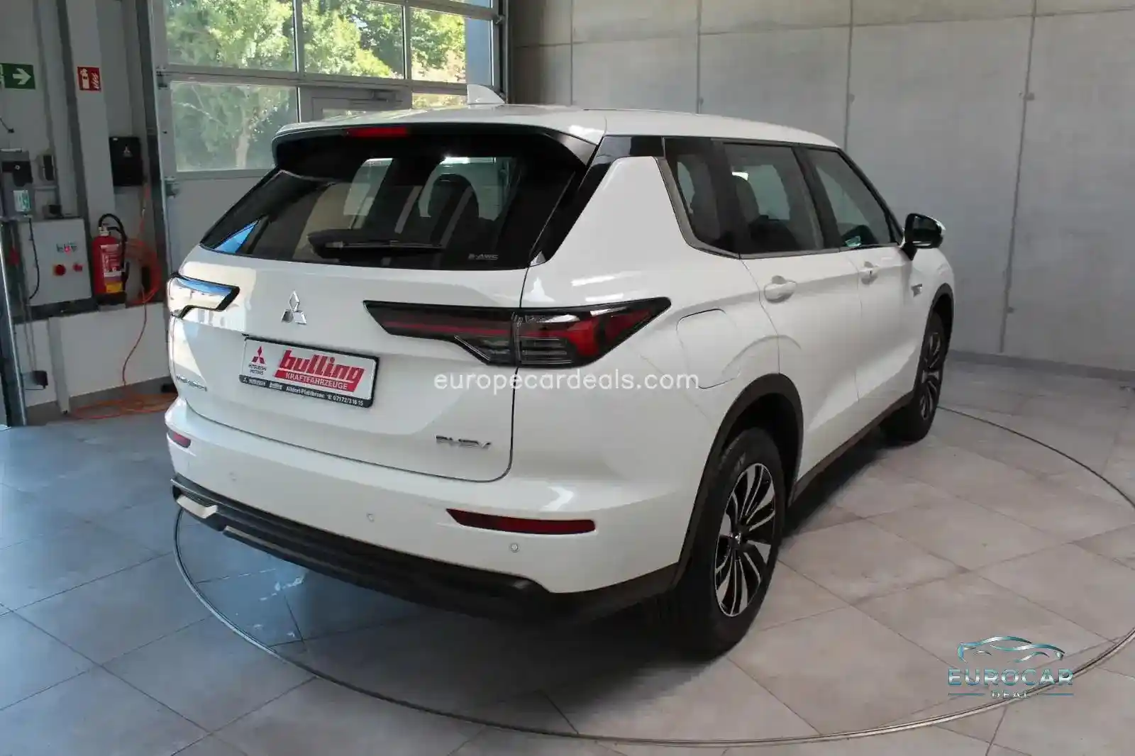 Mitsubishi Plug-in Hybrid Outlander