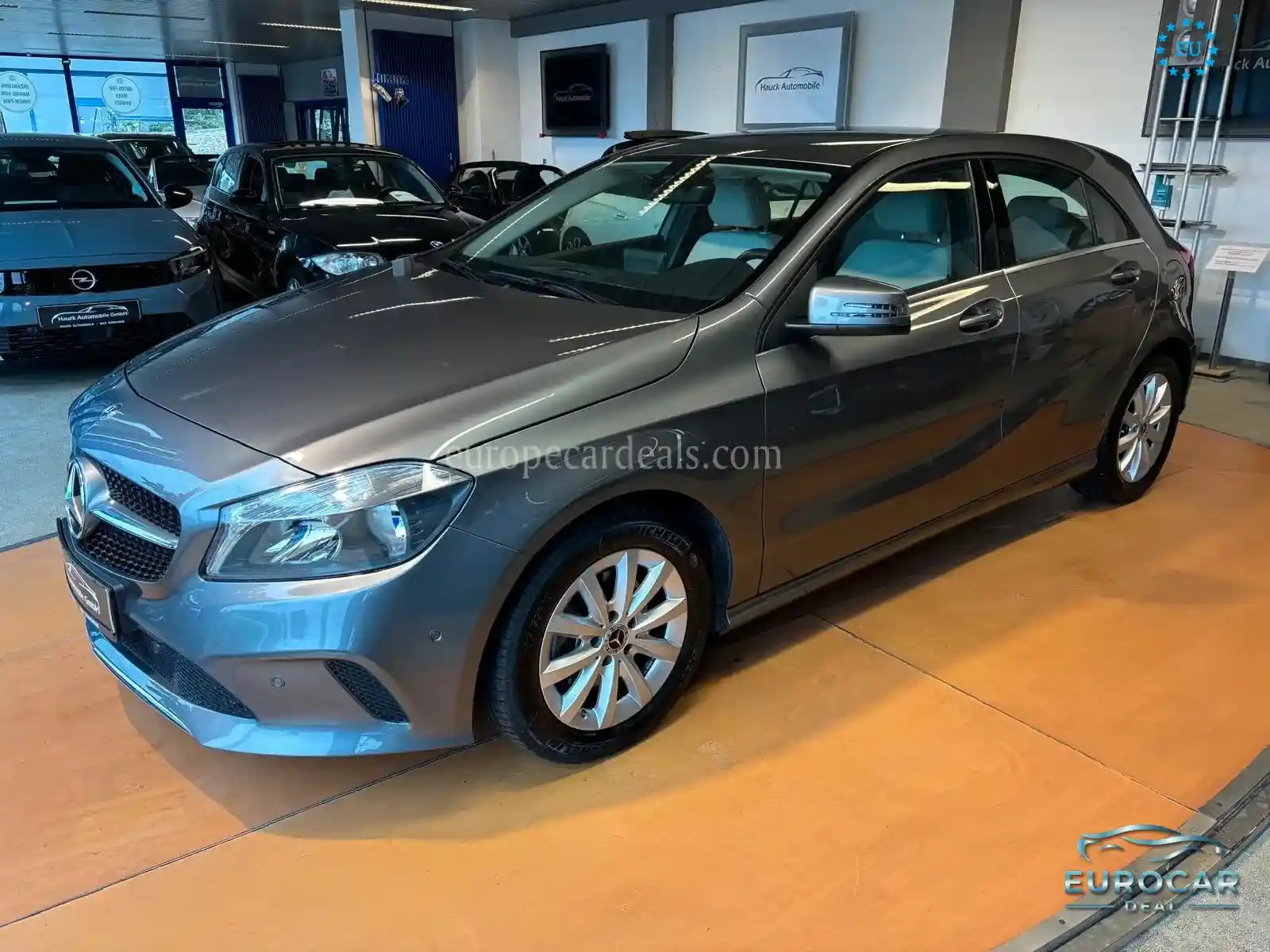 Mercedes-Benz A 180
