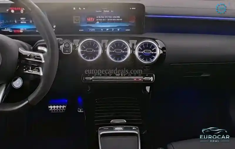 Mercedes-Benz CLA 45 AMG Shooting Brake