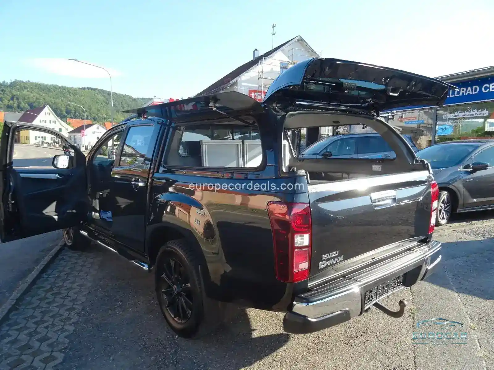 Double Cab 4WD Custom