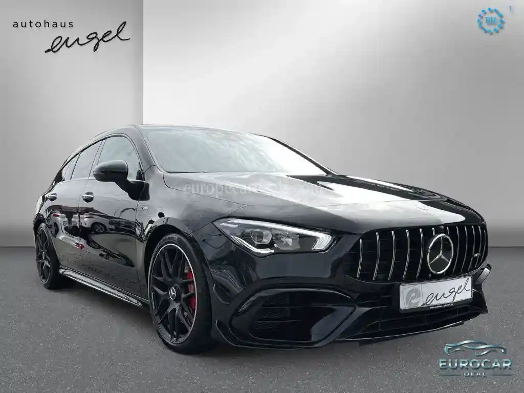 Mercedes-Benz CLA 45 AMG Shooting Brake