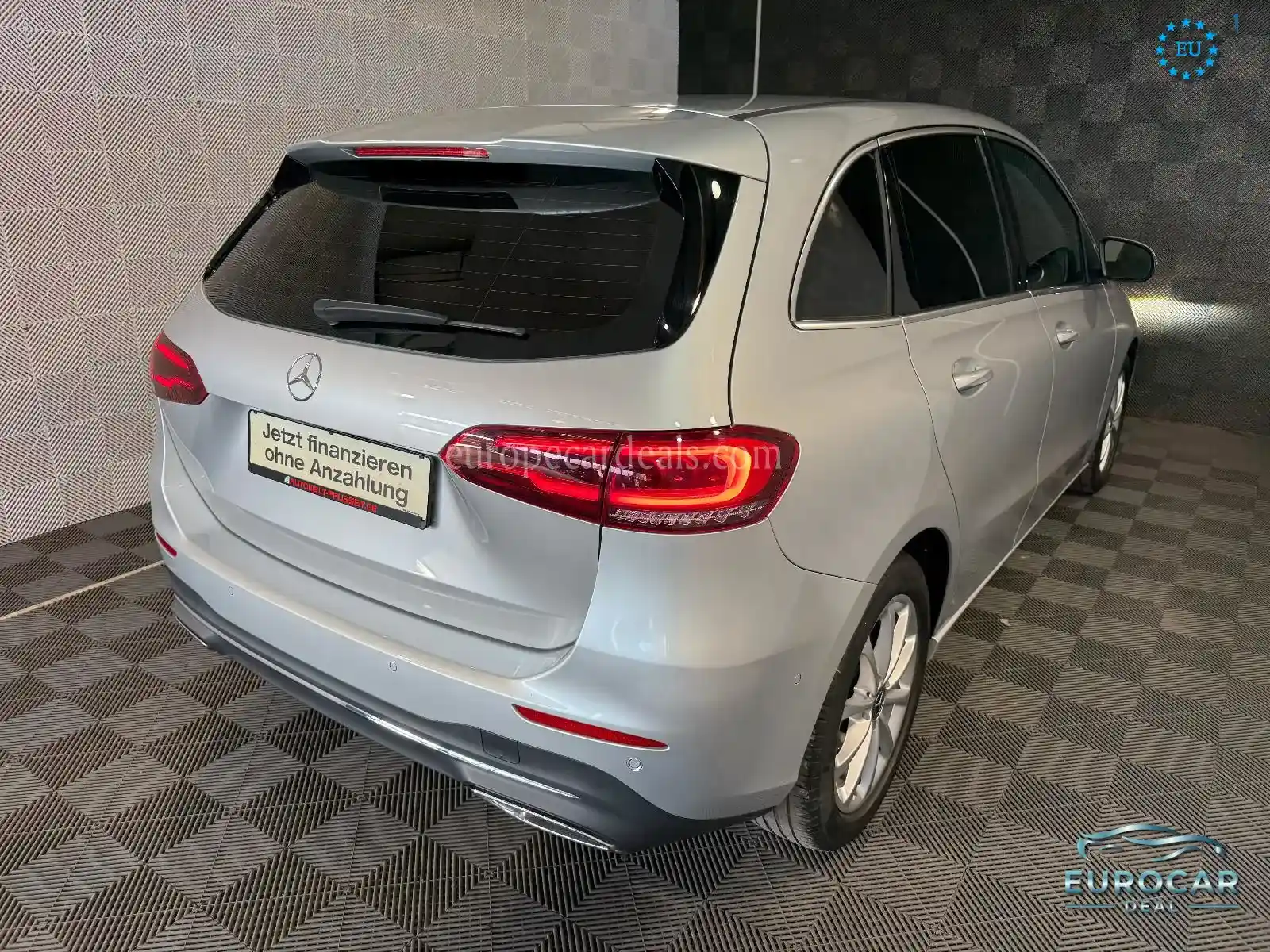 Mercedes-Benz B 200