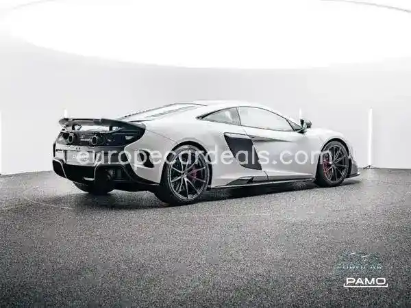 McLaren 675LT