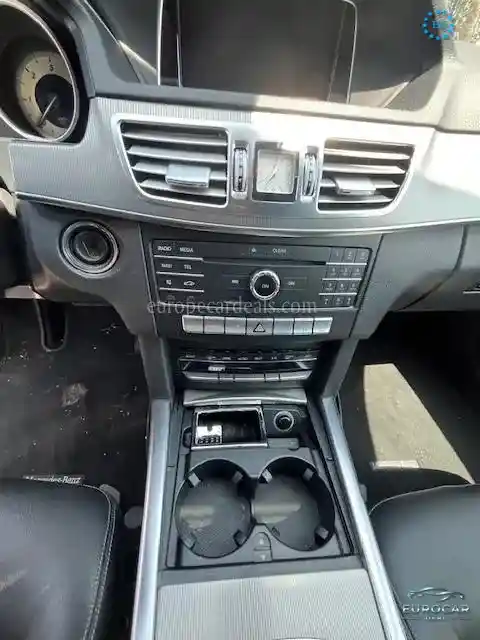 Mercedes-Benz E 250