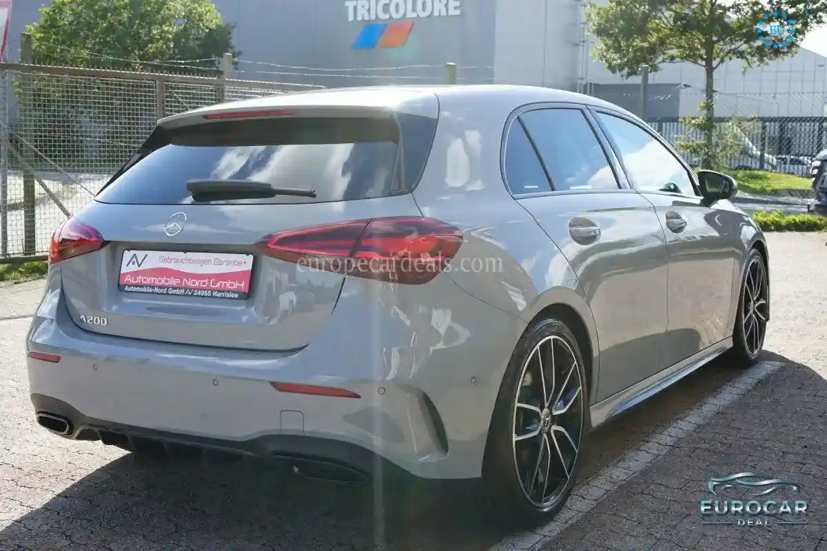 Mercedes-Benz A 200