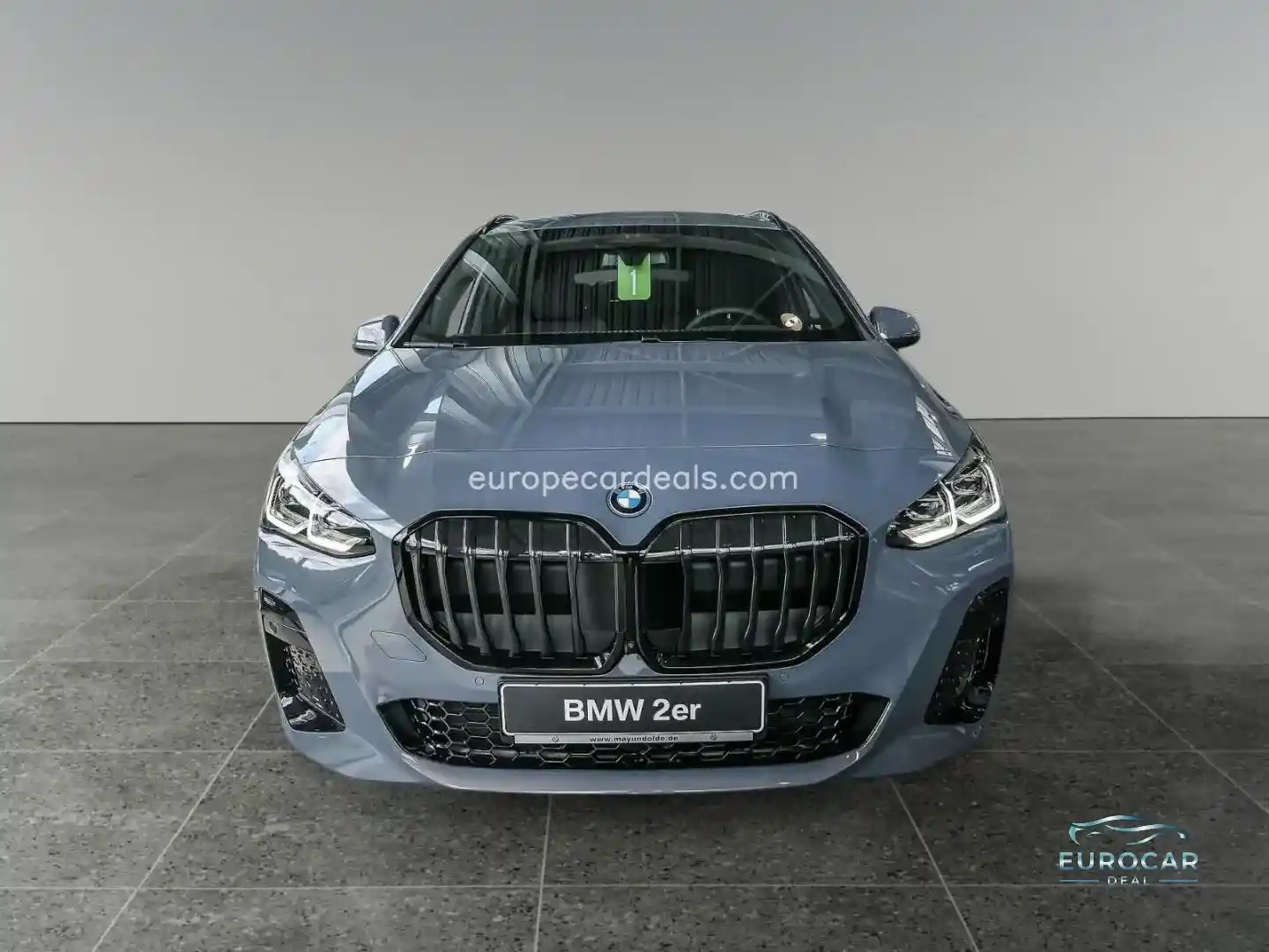 BMW 225