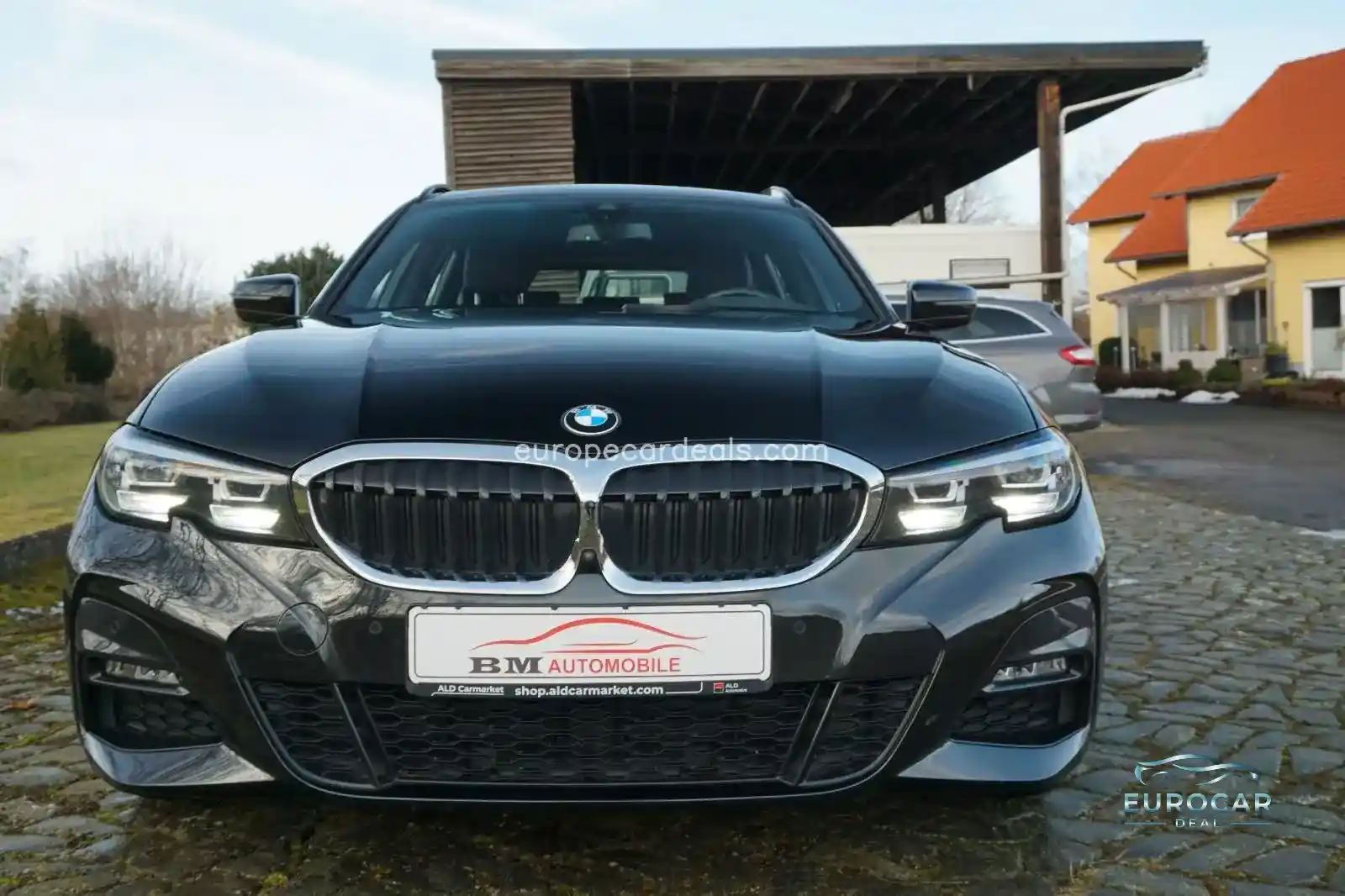 BMW 330
