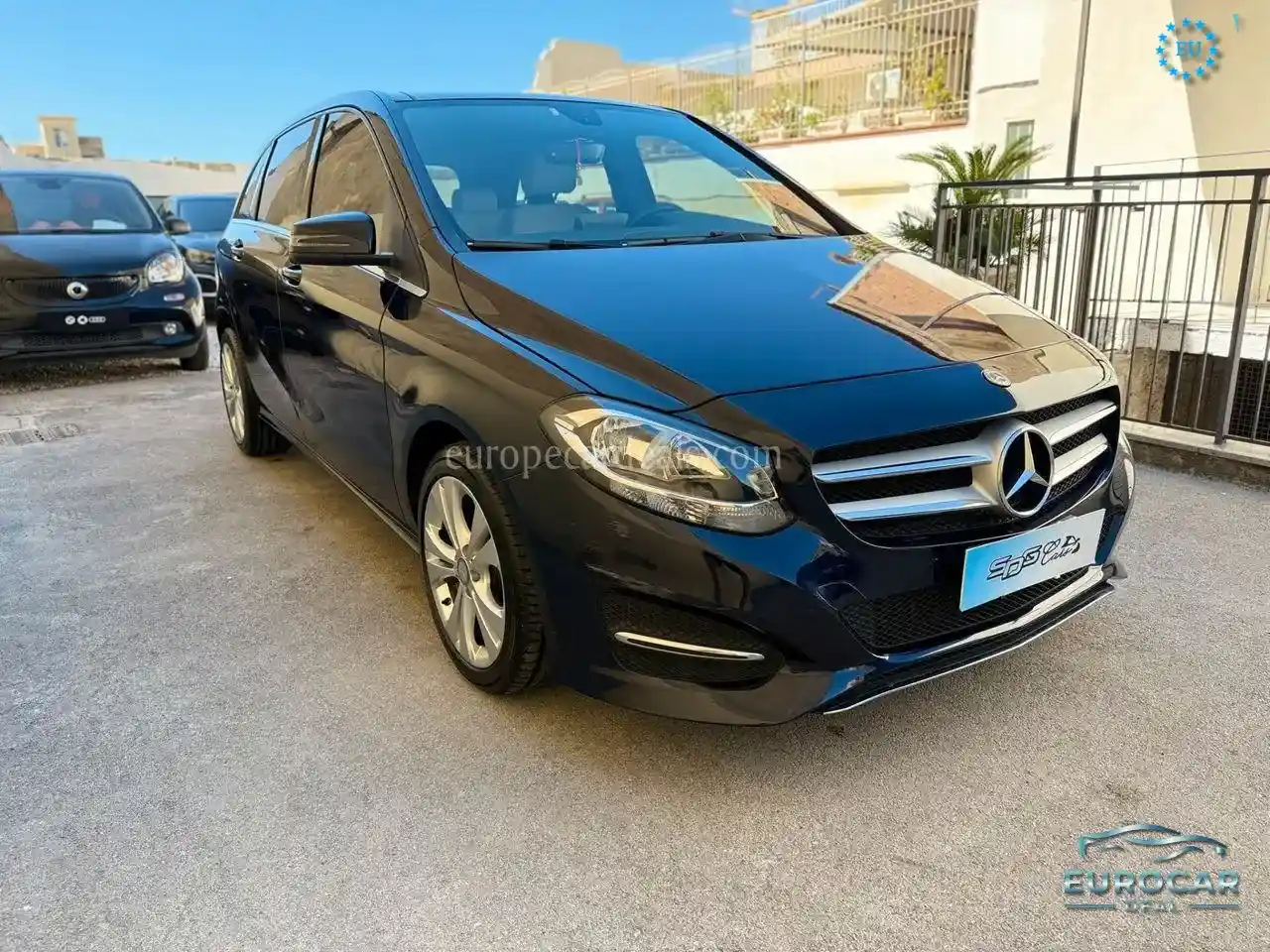 Mercedes-Benz B 180