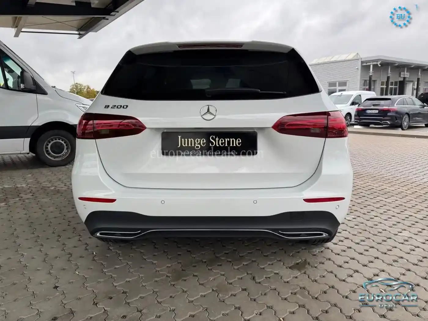 Mercedes-Benz B 200