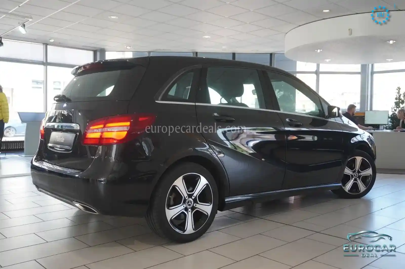 Mercedes-Benz B 200
