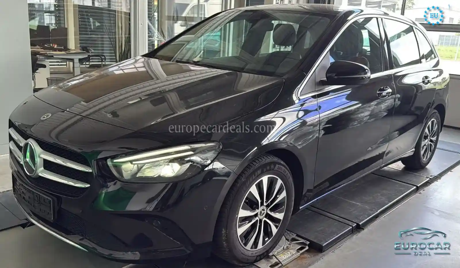 Mercedes-Benz B 200