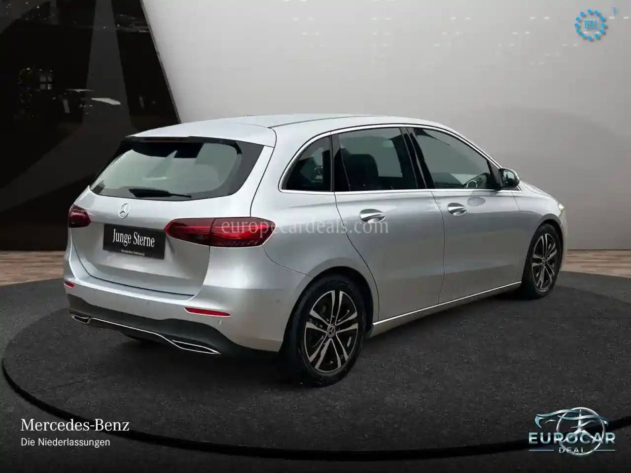 Mercedes-Benz B 180