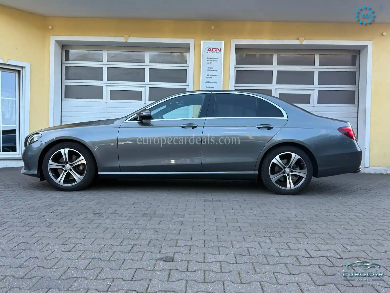 Mercedes-Benz E 300