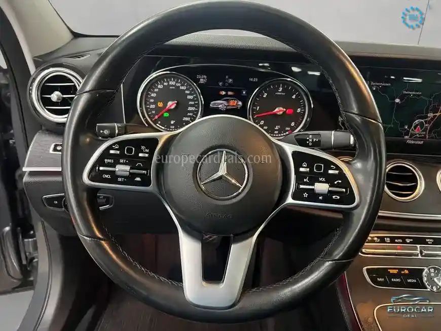 Mercedes-Benz E 400