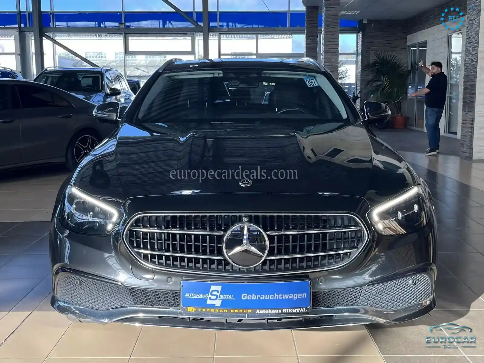 Mercedes-Benz E 300