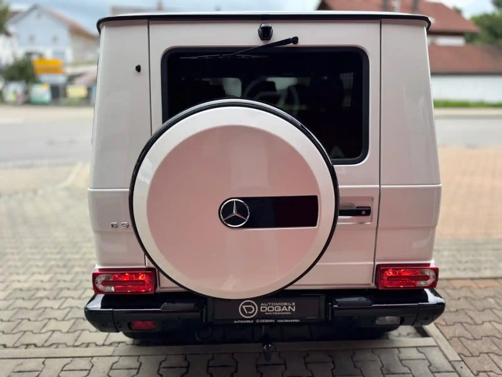 Mercedes-Benz G 500