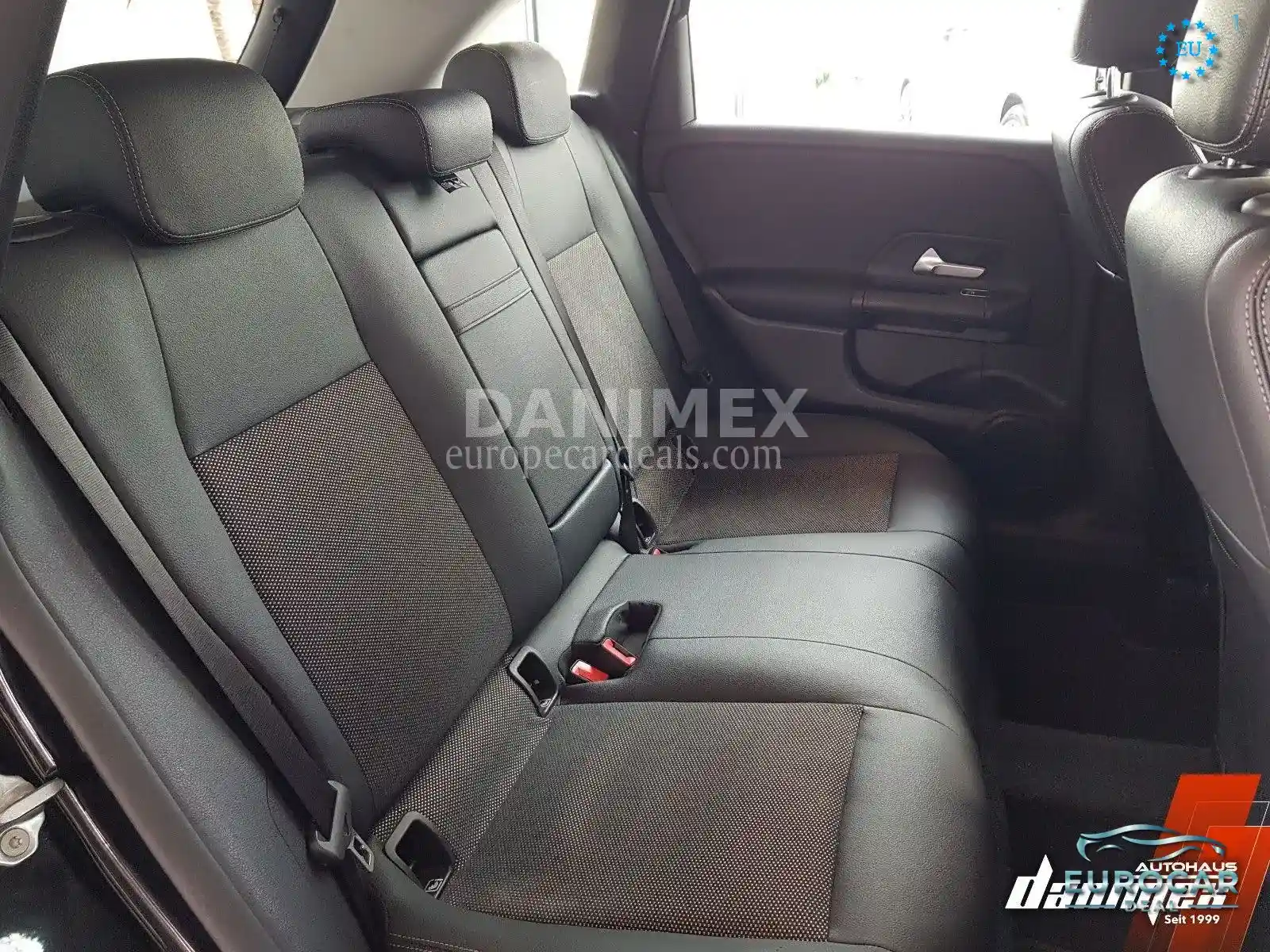 Mercedes-Benz B 200