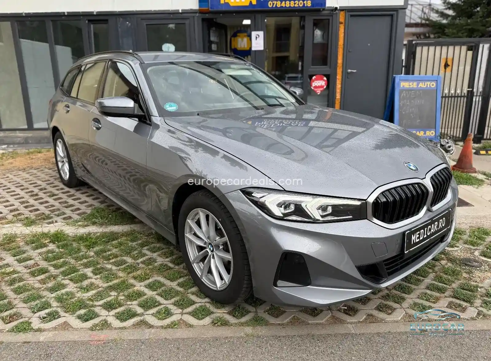 BMW 320
