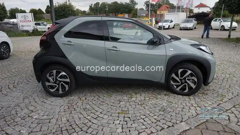 Toyota Aygo (X)